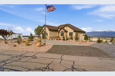 1102 N Summit View Dr, Saratoga Springs, UT 84045 - Photo 62