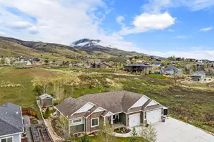 4548 N Sheep Creek Dr, Eden, UT 84310 - Photo 4