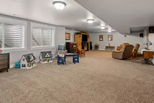 4548 N Sheep Creek Dr, Eden, UT 84310 - Photo 40