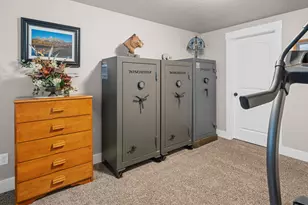 4548 N Sheep Creek Dr, Eden, UT 84310 - Photo 46