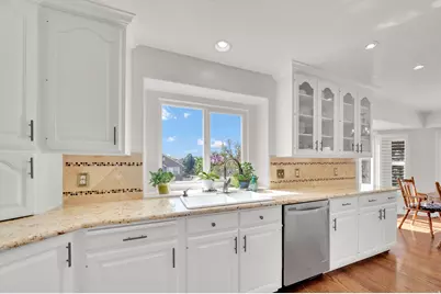 736 S Deer View Cir, Fruit Heights, UT 84037 - Photo 10