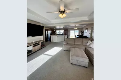 768 W Cobble Hollow Dr, Roosevelt, UT 84066 - Photo 8