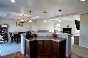 768 W Cobble Holw Dr, Roosevelt, UT 84066 - Photo 4