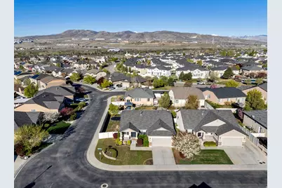 3711 N Meadow Springs Ln, Lehi, UT 84043 - Photo 32