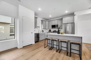 4483 S 500 E, Millcreek, UT 84107 - Photo 8