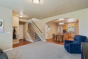 7846 S Cool Creek Way W, West Jordan, UT 84081 - Photo 10