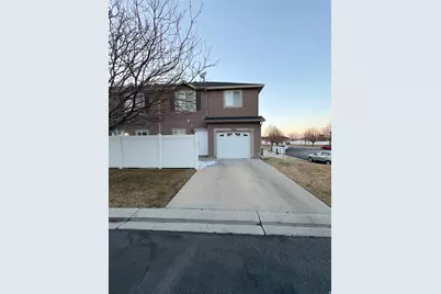 7846 S Cool Creek Way W, West Jordan, UT 84081 - Photo 2