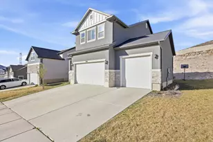 586 N Hl Vw Dr, Saratoga Springs, UT 84045 - Photo 40