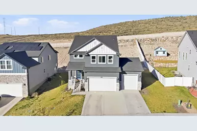 586 N Hill View Dr, Saratoga Springs, UT 84045 - Photo 2