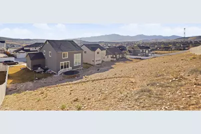 586 N Hill View Dr, Saratoga Springs, UT 84045 - Photo 42