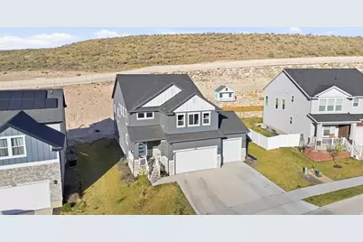 586 N Hill View Dr, Saratoga Springs, UT 84045 - Photo 42