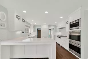 553 S Davis Blvd, Bountiful, UT 84010 - Photo 10