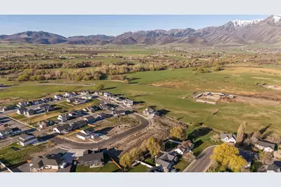 801 W 70 N #93, Hyrum, UT 84319 - Photo 16