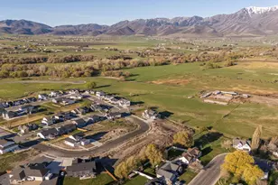 801 W 70 N, Hyrum, UT 84319 - Photo 16