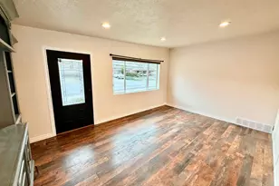 5 S 3rd Ave, Helper, UT 84526 - Photo 6