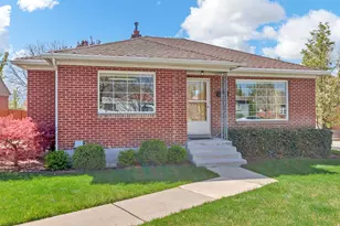 1754 E Downington Ave S, Salt Lake City, UT 84108 - Photo 2