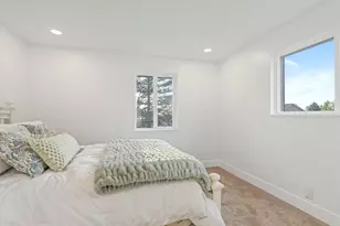 1092 N 500 E, Centerville, UT 84014 - Photo 16