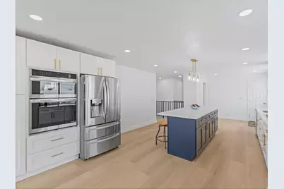 1092 N 500 E, Centerville, UT 84014 - Photo 6