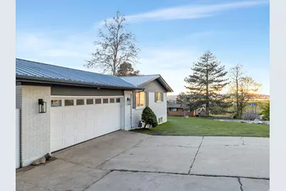 1092 N 500 E, Centerville, UT 84014 - Photo 4