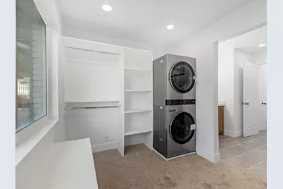 1092 N 500 E, Centerville, UT 84014 - Photo 16