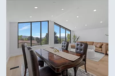 1092 N 500 E, Centerville, UT 84014 - Photo 10