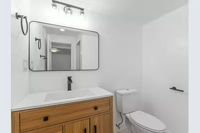 1092 N 500 E, Centerville, UT 84014 - Photo 24