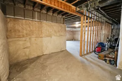 1087 E 160 N, Hyde Park, UT 84318 - Photo 38