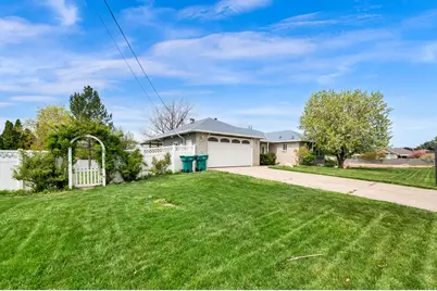 5061 S 3500 W, Roy, UT 84067 - Photo 2