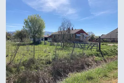 200 S 2800 W, Marriott-Slaterville City, UT 84404 - Photo 2