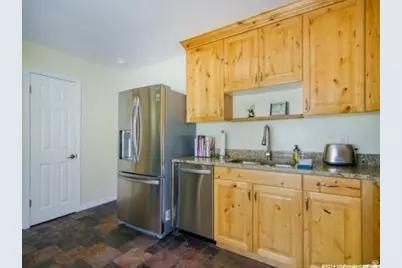 3135 S Valley St, Salt Lake City, UT 84109 - Photo 10