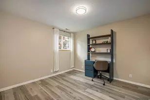 2432 S Elizabeth St E, Salt Lake City, UT 84106 - Photo 8