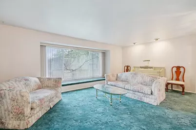 2826 E Brinton Cir, Layton, UT 84040 - Photo 8