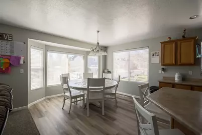 2933 W Borah Way, Vernal, UT 84078 - Photo 8