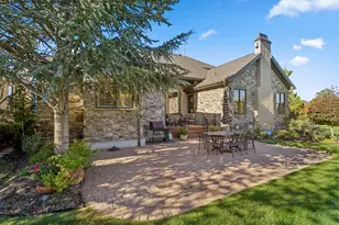 3093 E Scenic Valley Ln Ln, Sandy, UT 84092 - Photo 24