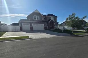 2449 N Sarus Crane Dr, Clinton, UT 84015 - Photo 1