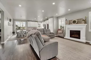2449 N Sarus Crane Dr, Clinton, UT 84015 - Photo 12