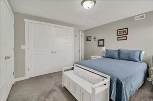 2449 N Sarus Crane Dr, Clinton, UT 84015 - Photo 32