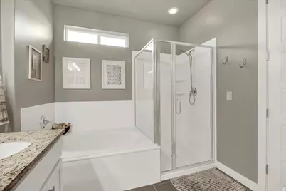 2449 N Sarus Crane Dr, Clinton, UT 84015 - Photo 6