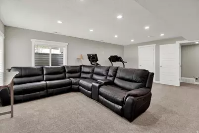 2449 N Sarus Crane Dr, Clinton, UT 84015 - Photo 28