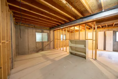 2612 E Antelope Dr, Layton, UT 84040 - Photo 28