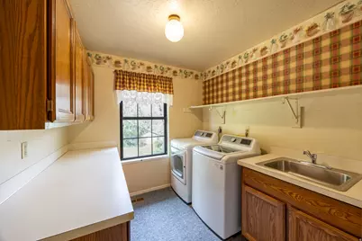 2612 E Antelope Dr, Layton, UT 84040 - Photo 18