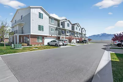 4216 W Gunlock Park Ct, Riverton, UT 84096 - Photo 28