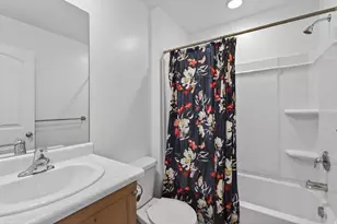 4216 W Gunlock Park Ct, Riverton, UT 84096 - Photo 18