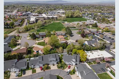 499 N 200 W #18, Bountiful, UT 84010 - Photo 36