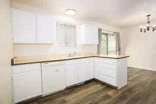 112 S 2120 W, Provo, UT 84601 - Photo 10