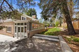 2797 E Sommet Dr, Holladay, UT 84117 - Photo 4