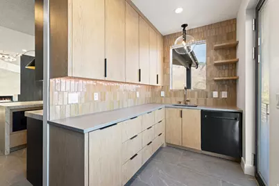 501 W Devey Dr, Alpine, UT 84004 - Photo 10