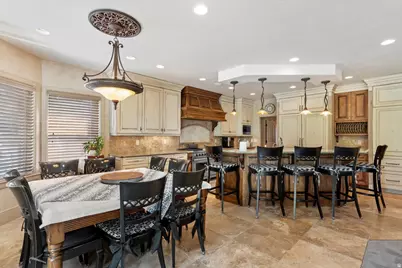 960 E Par Three Cir, Fruit Heights, UT 84037 - Photo 8