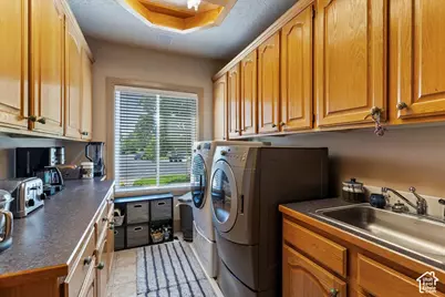 960 E Par Three Cir, Fruit Heights, UT 84037 - Photo 20