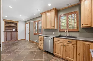 1553 E Fuller Dr, Millcreek, UT 84124 - Photo 8